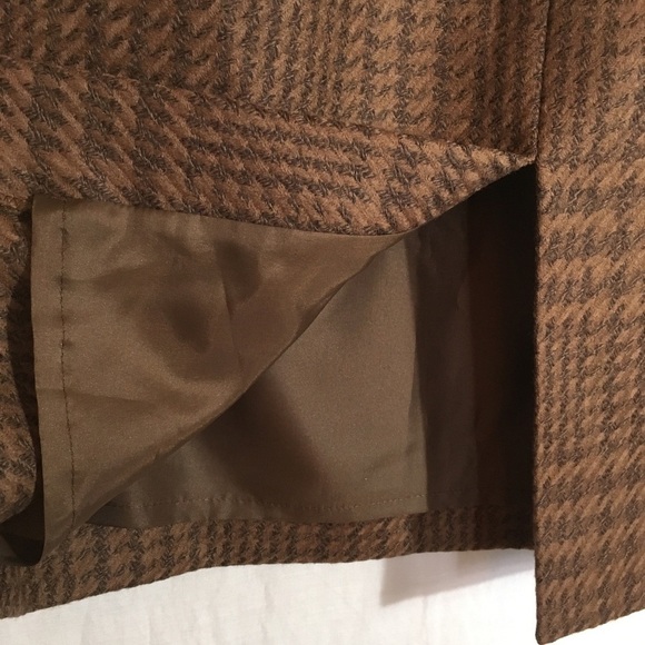 M. Keller Wool Houndstooth Plaid Pencil Skirt - Picture 6 of 8